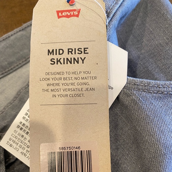 Levi’s Mid Rise Skinny Jeans - Picture 3 of 7